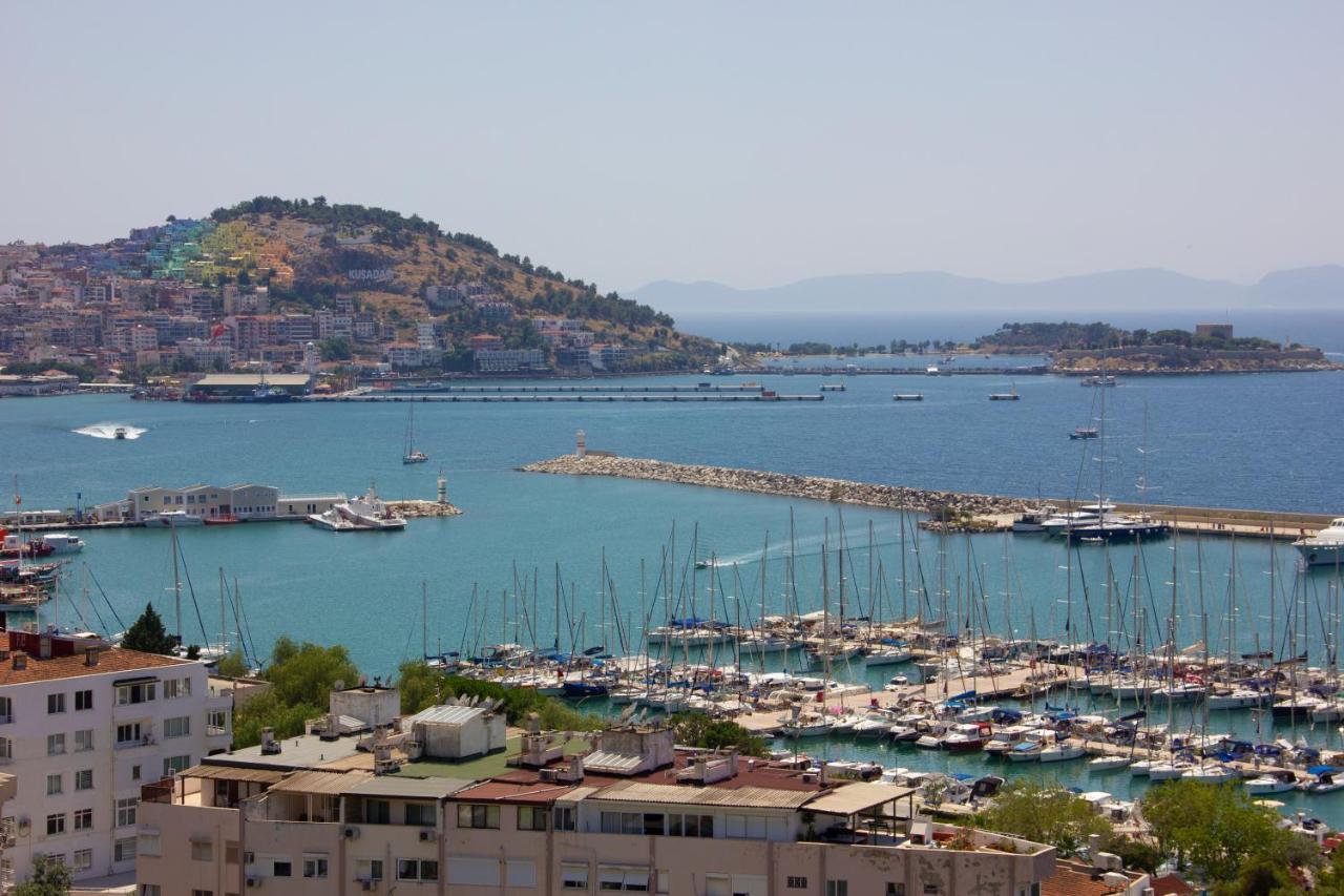 Suhan Seaport Hotel Kusadası Exteriör bild