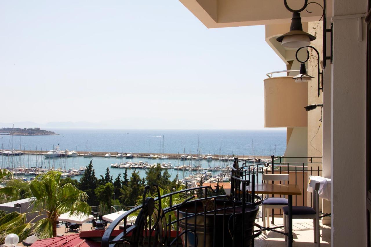 Suhan Seaport Hotel Kusadası Exteriör bild