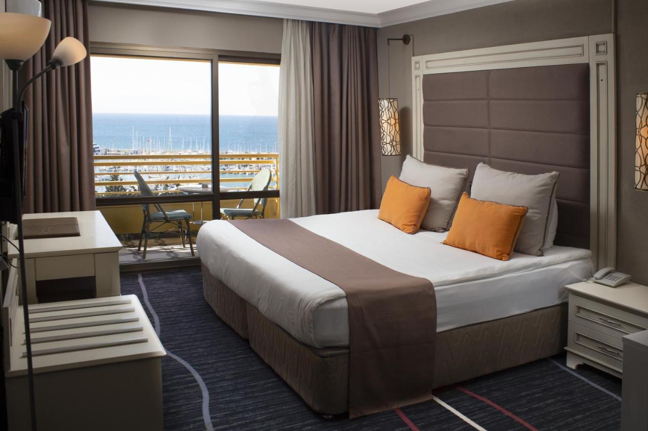 Suhan Seaport Hotel Kusadası Exteriör bild
