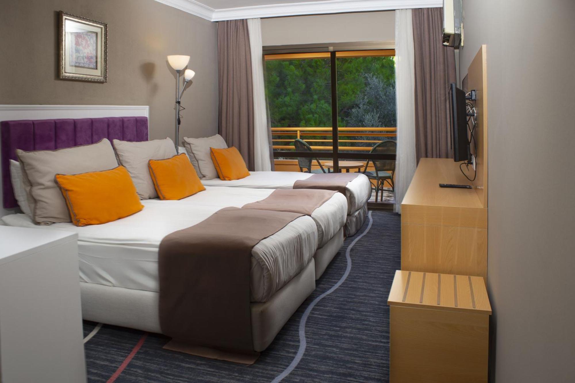 Suhan Seaport Hotel Kusadası Exteriör bild